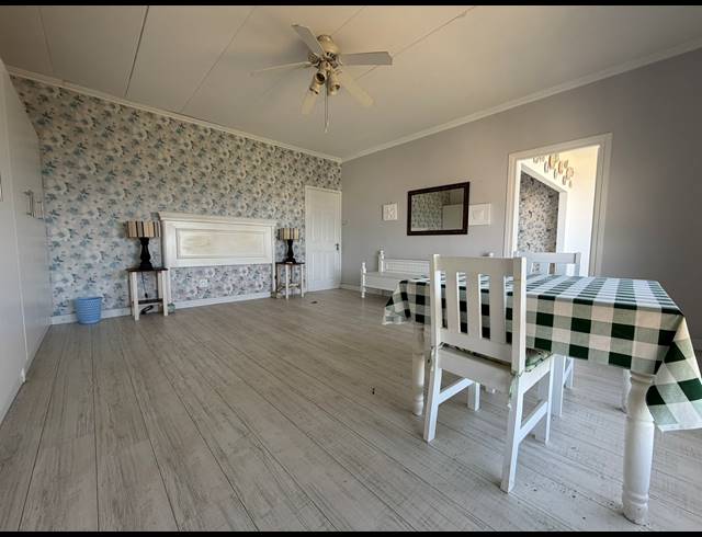 2 BEDROOM FLAT FOR SALE IN SCOTTBURGH CENTRAL